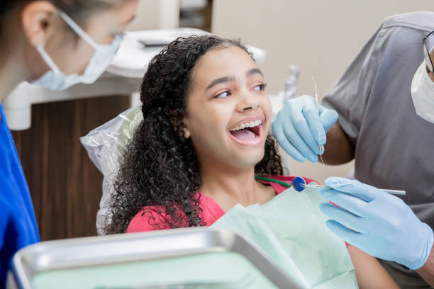Best Weekend Emergency Dentist in Saunders Lake, OR